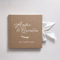 Charger l'image dans la visionneuse de la galerie, Livre d’or mariage bohème champêtre en papier kraft avec ruban satin