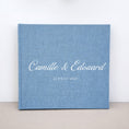 Load image into Gallery viewer, Livre d’or mariage classique posé sur table de réception