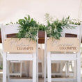 Load image into Gallery viewer, Pancartes de chaise mariage Monsieur Madame en bois naturel